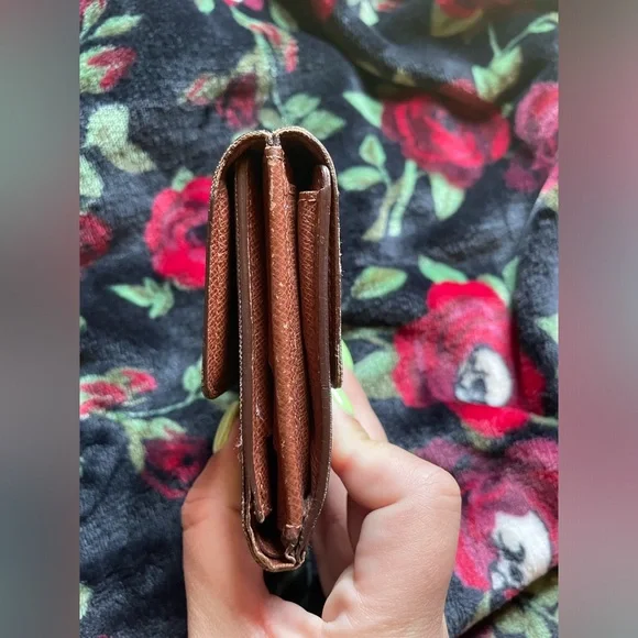 Louis Vuitton Trifold Wallet - Picture 7 of 7